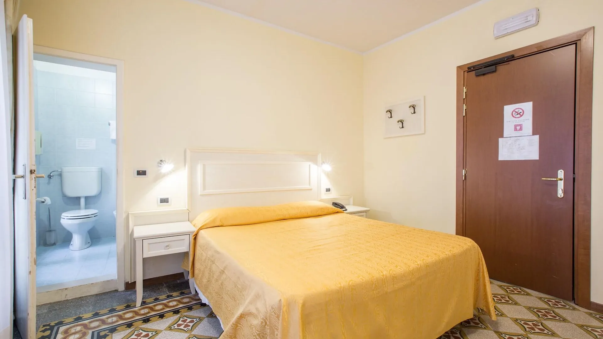 Hotel Universo & Nord Venice 3*,  Italy