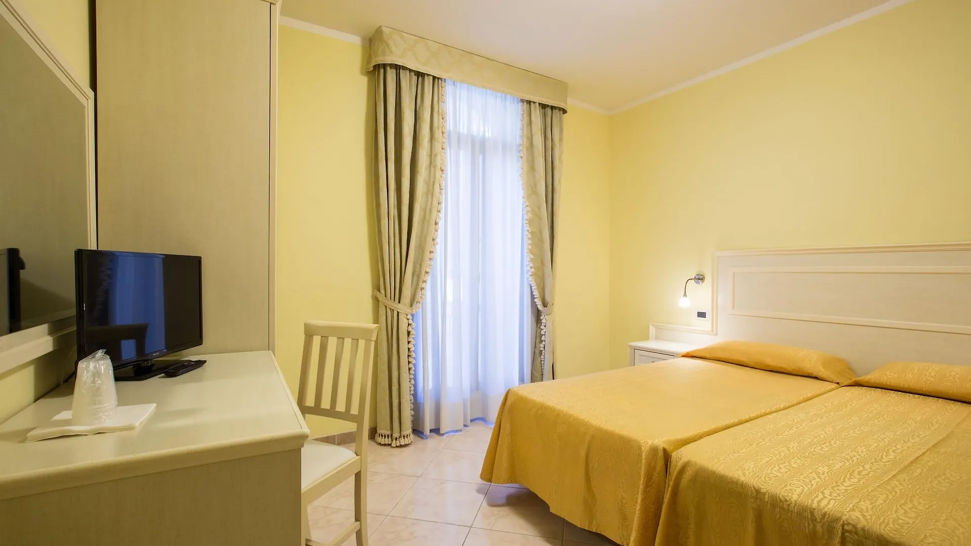 Hotel Universo & Nord Venedig 3*,